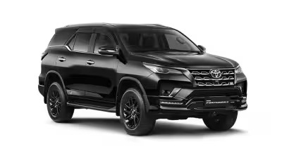1665970760_toyota-new-fortuner-gr-sport-mesin-baru-lebih-tangguh